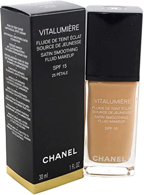 Chanel Vitalumiere, Fluide de Teint Eclat SPF 15 